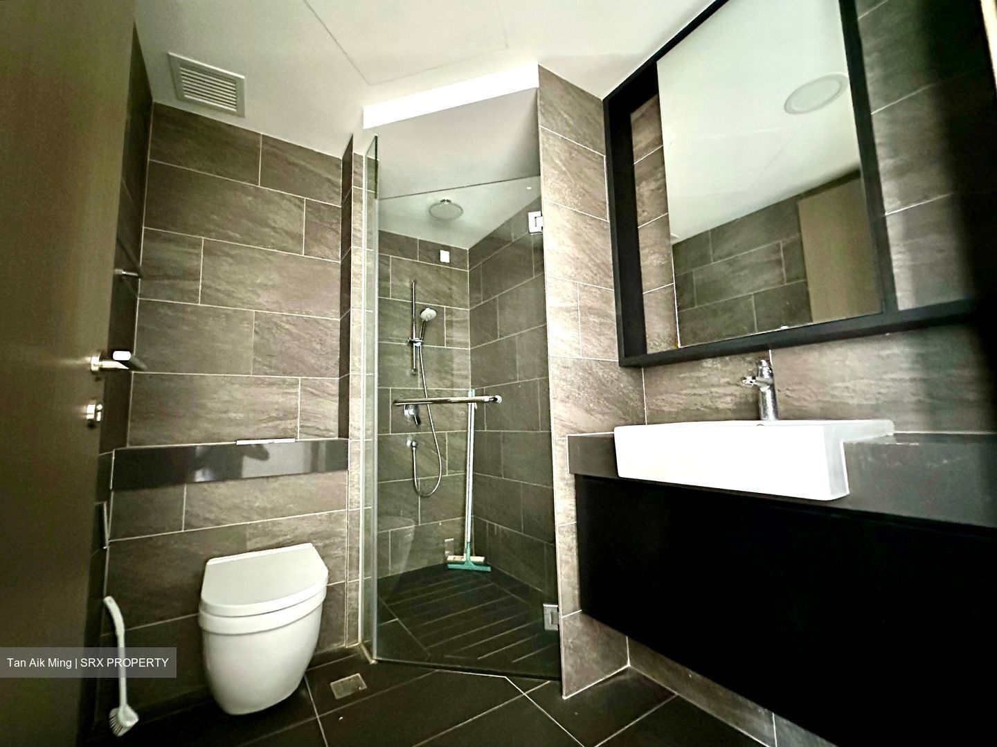 Affinity At Serangoon (D19), Apartment #618989031